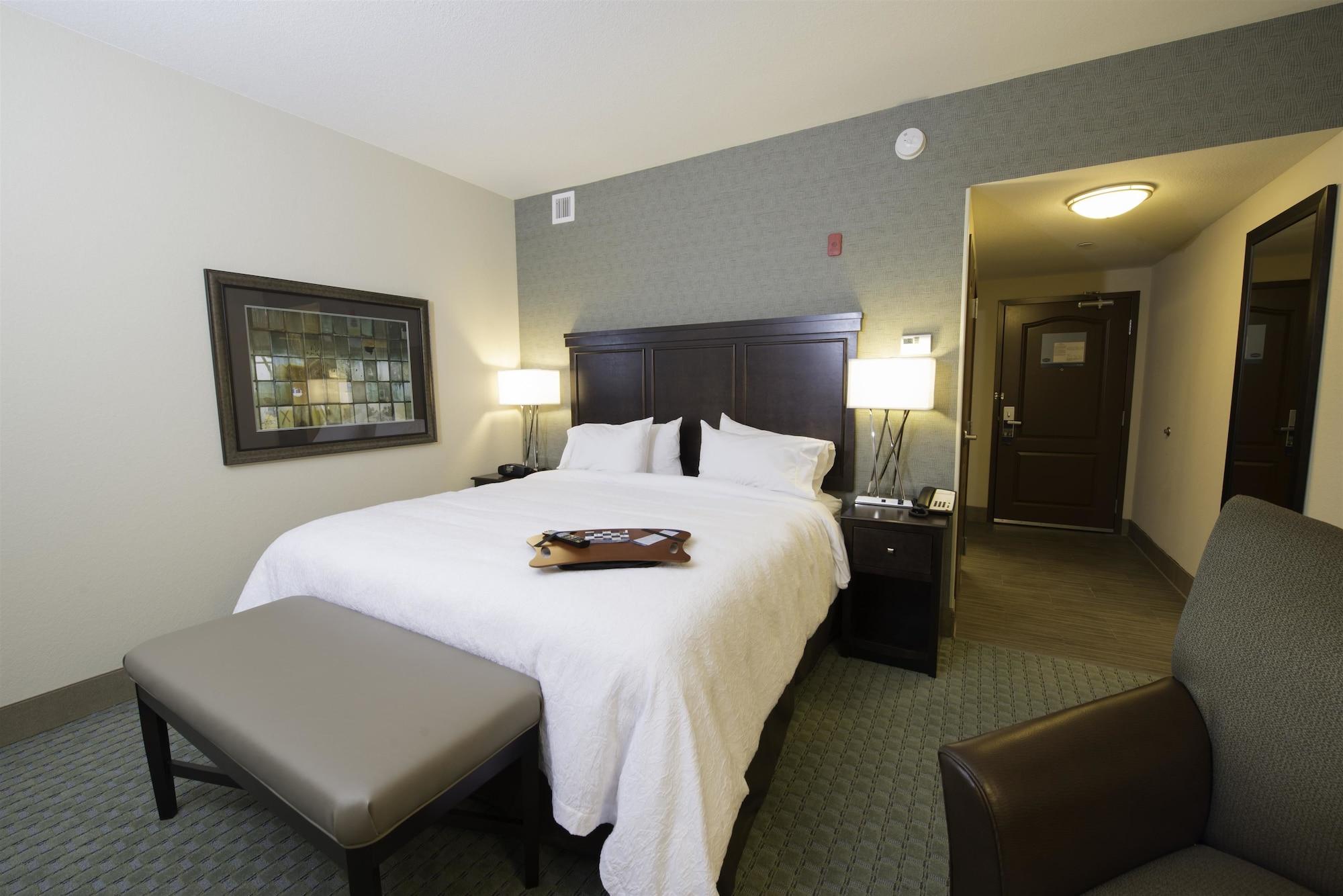Hampton Inn & Suites Bismarck Northwest Eksteriør bilde