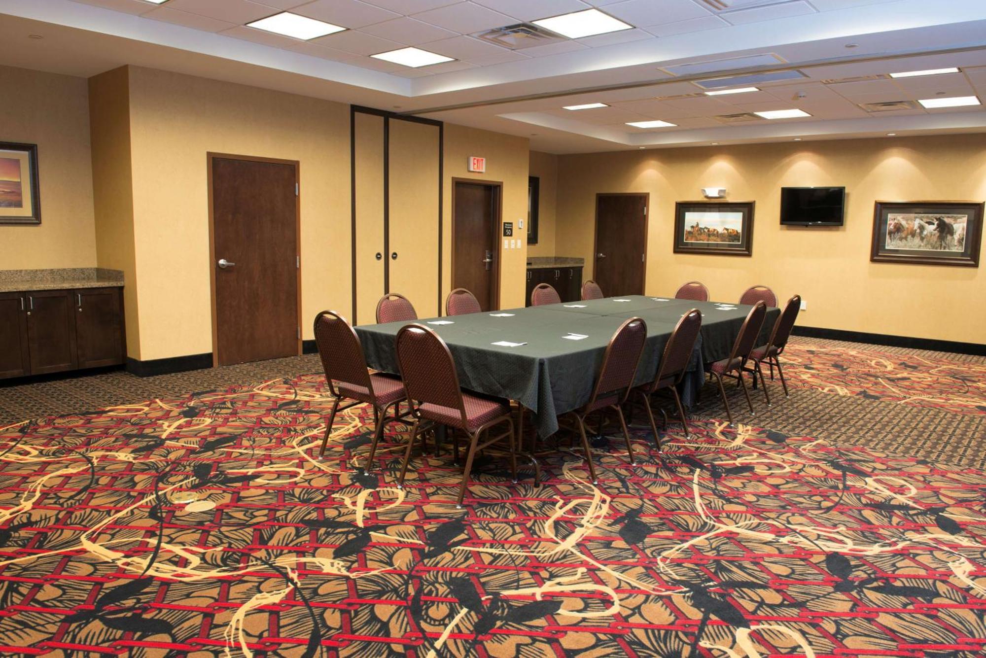 Hampton Inn & Suites Bismarck Northwest Eksteriør bilde