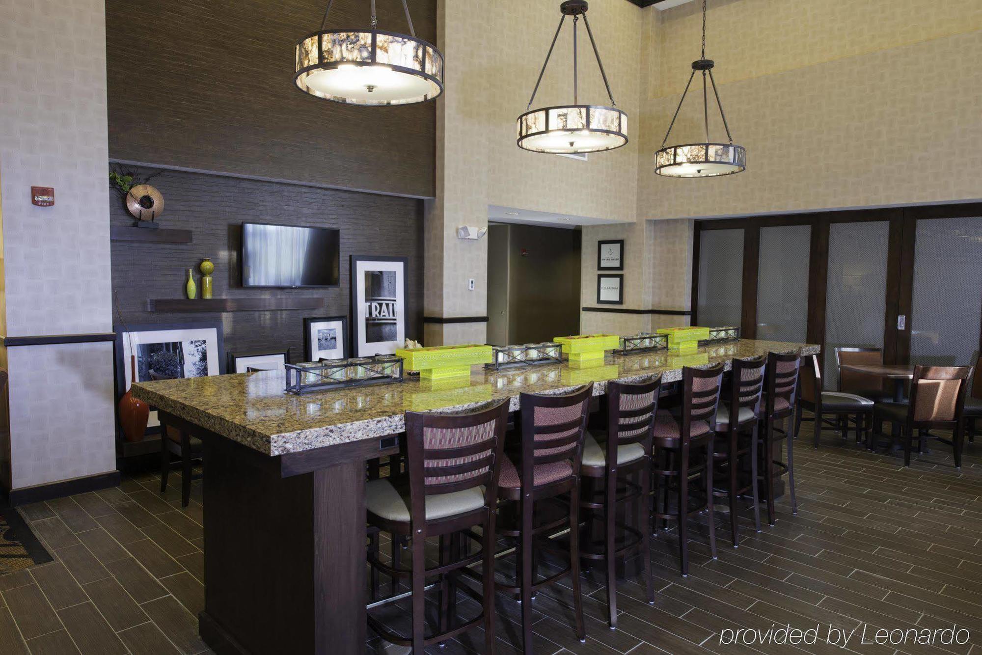 Hampton Inn & Suites Bismarck Northwest Eksteriør bilde